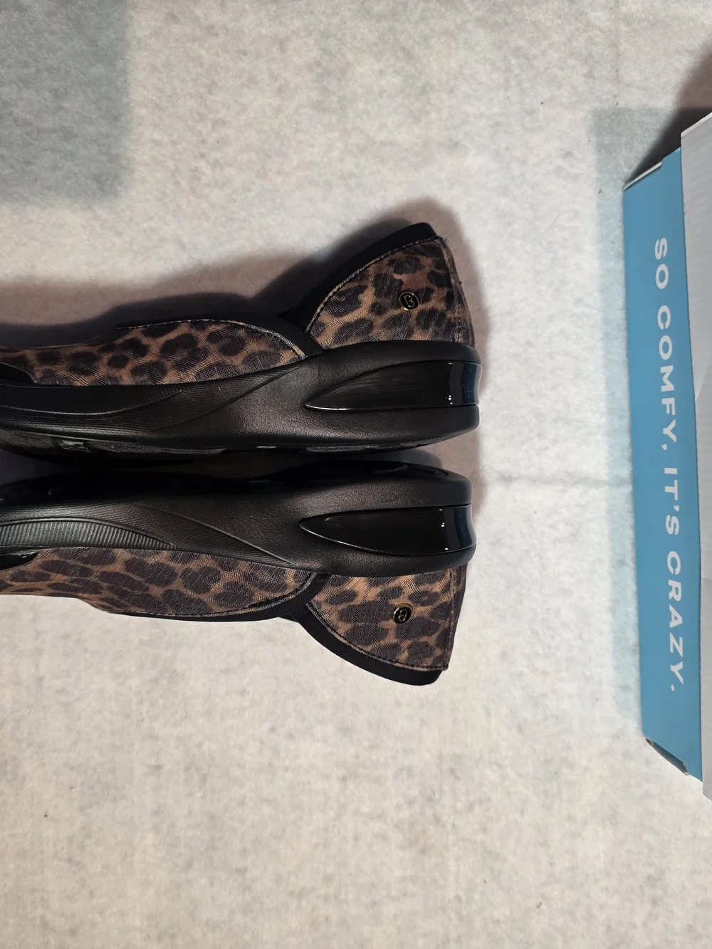 Bzees Women's Leopard Print Slip-On Flats - Brown/Black